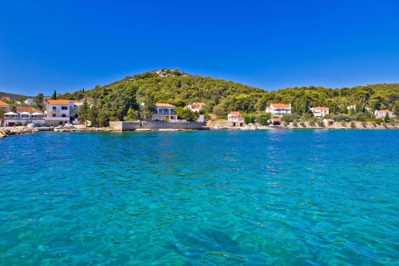 Studio Apartment In Preko With Sea View, Terrace, Air Conditioning, Wi-Fi Exterior foto